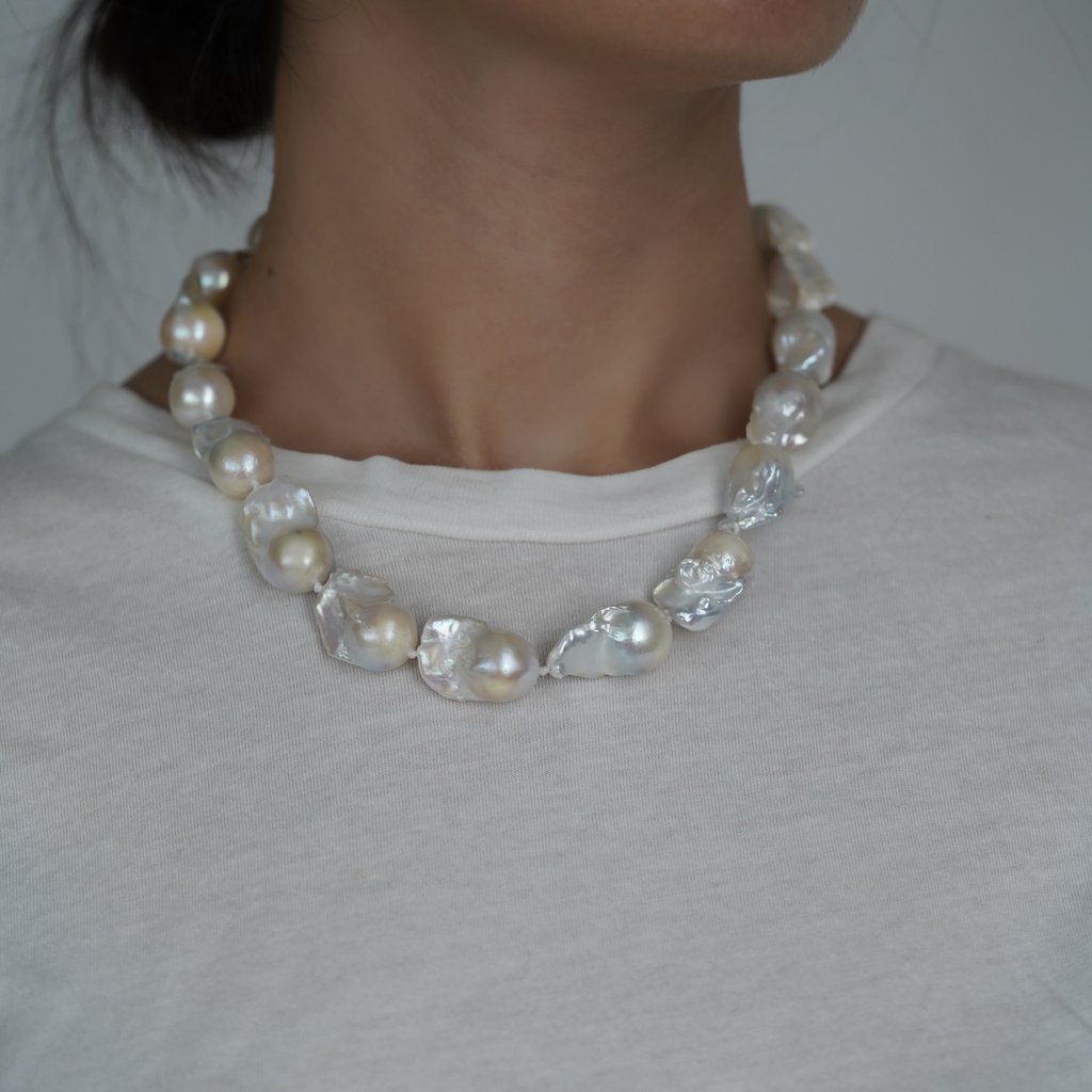 Mira Necklace