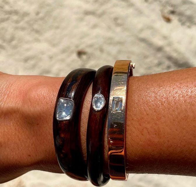Isla Bangles